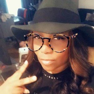 Meet your Posher, Vonda